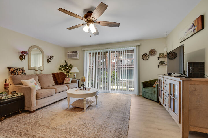 Property Photo:  14810 Kilpatrick Avenue 6E  IL 60445 