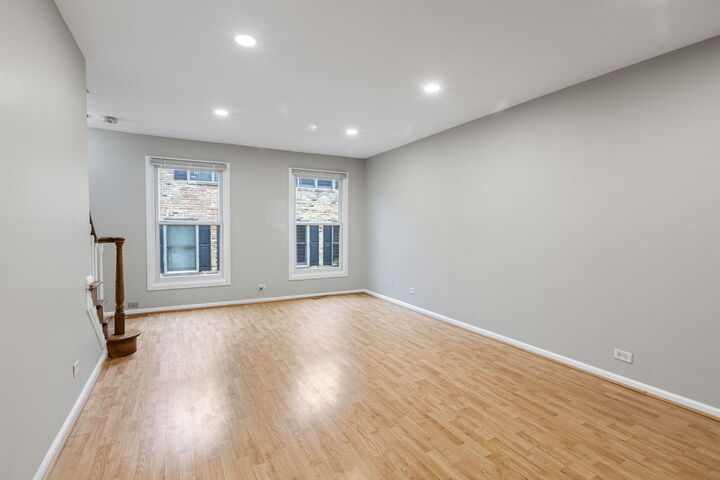 Property Photo:  1776 Bristol Walk  IL 60169 