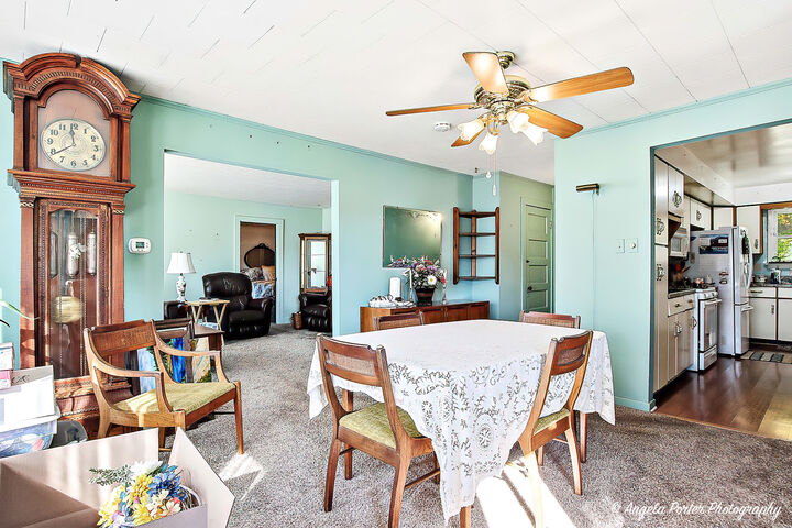 Property Photo:  814 N River Road  IL 60051 