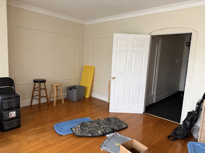 Property Photo:  7653 S Yates Boulevard  IL 60649 