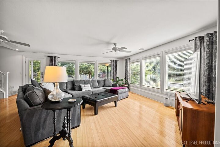 Property Photo:  83 N Park Boulevard  IL 60137 