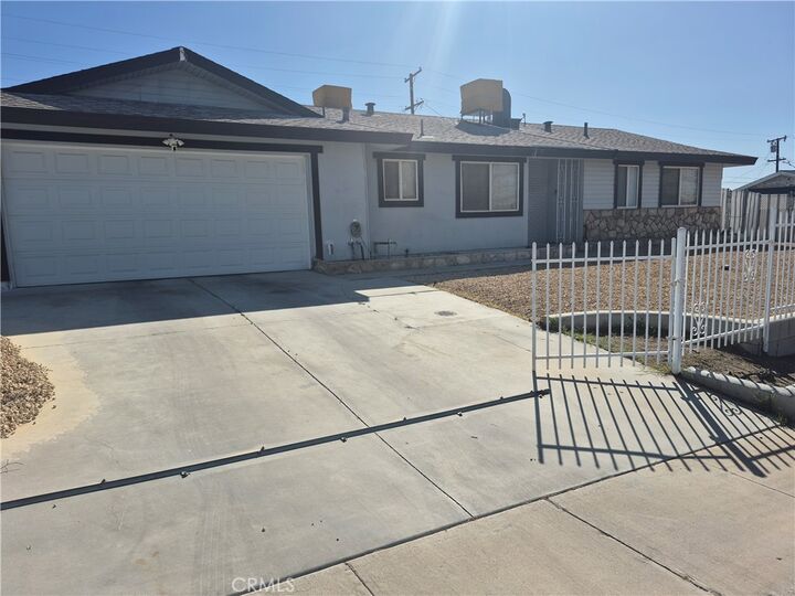Property Photo:  37149 Camarillo  CA 92311 