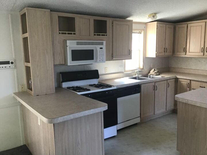 Property Photo:  992 Iroquois Circle  CA 95228 