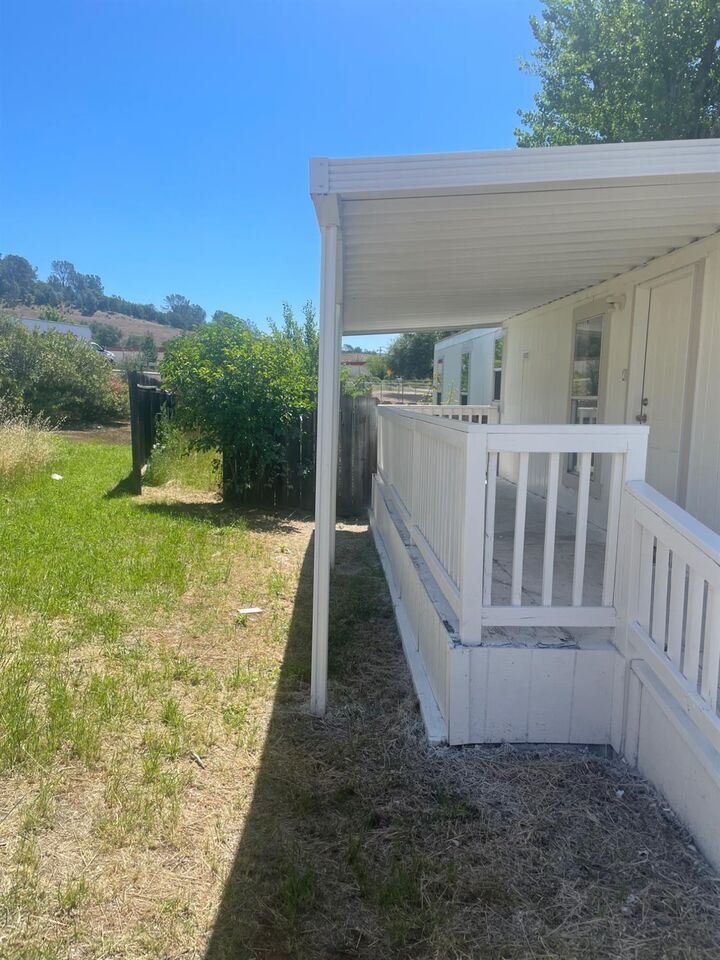 Property Photo:  992 Iroquois Circle  CA 95228 
