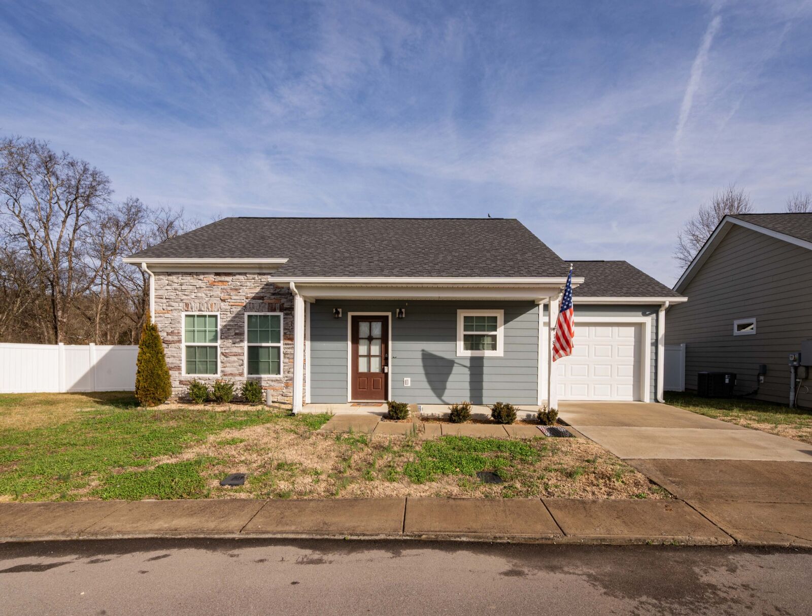 Property Photo:  180 Nichols Dr  TN 37190 