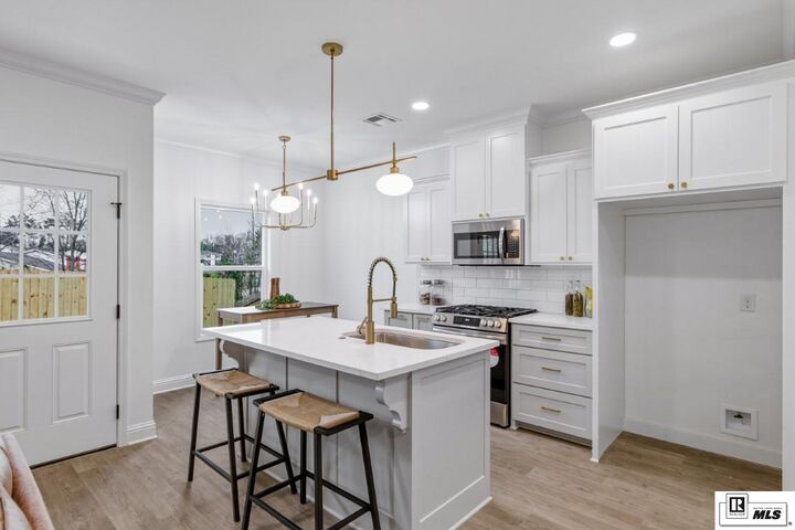 Property Photo:  127 Piney Cove  LA 71291 