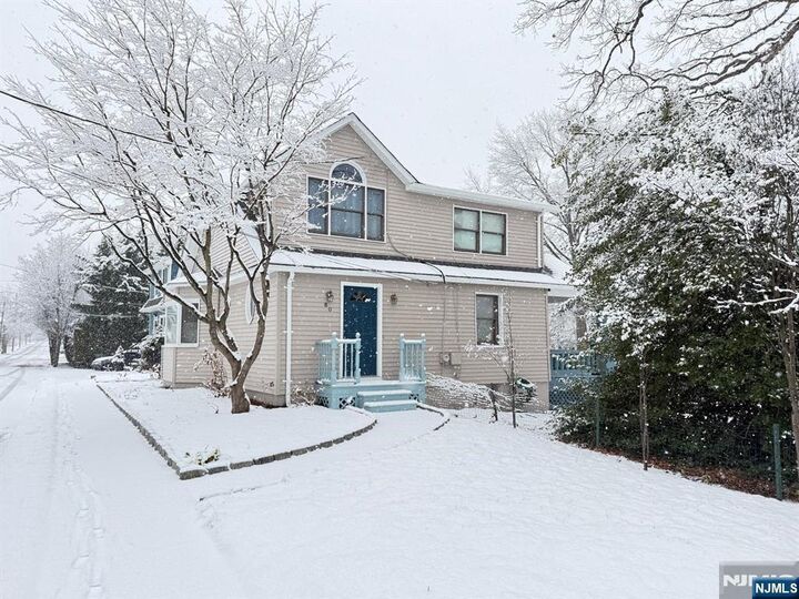 Property Photo:  80 Roosevelt Avenue  NJ 07621 