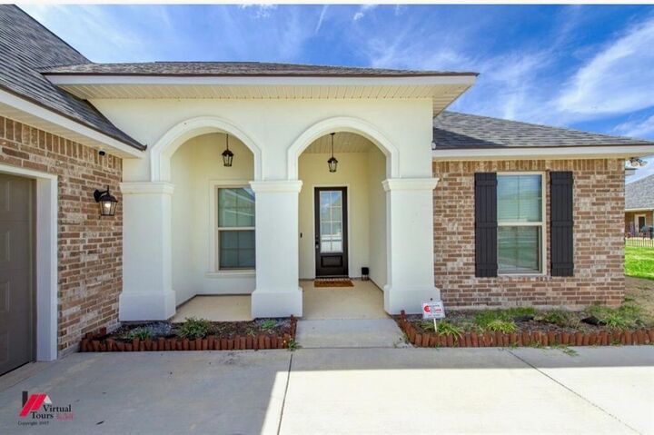 Property Photo:  436 Blanchard Loop  LA 71111 