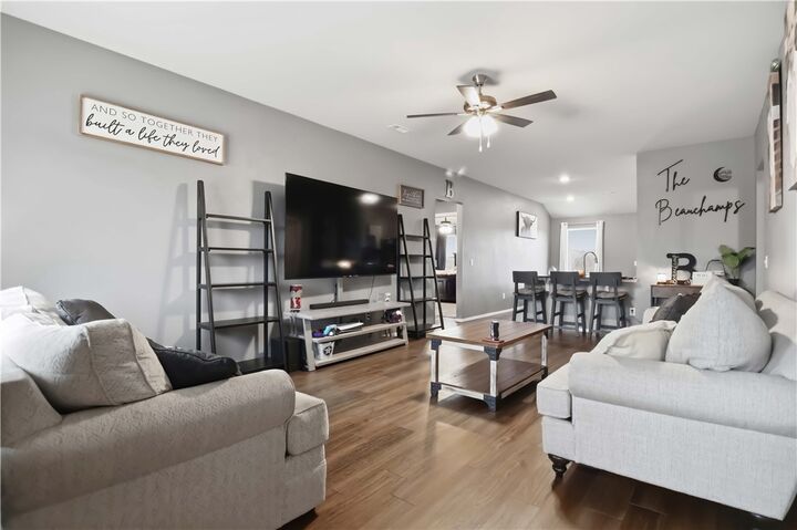 Property Photo:  1624 Ace Avenue  AR 72734 