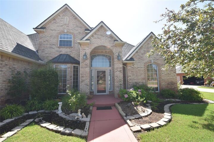 Property Photo:  12608 Redstone Court  OK 73142 