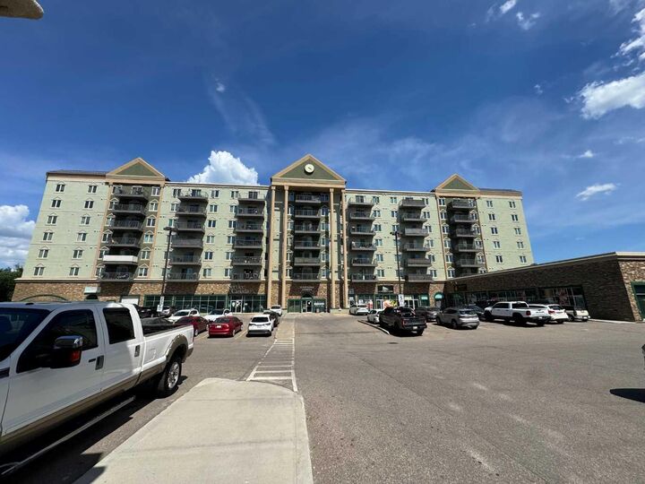 8535 Clearwater Drive 215 — photo 1