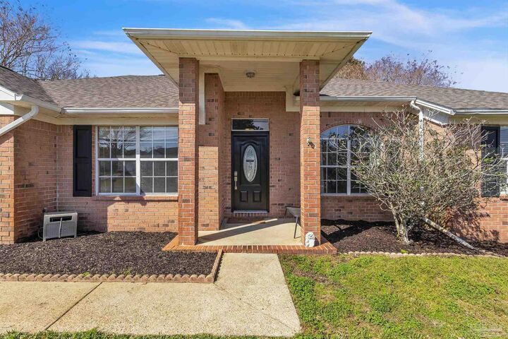 Property Photo:  1723 Marseille Dr  FL 32563 