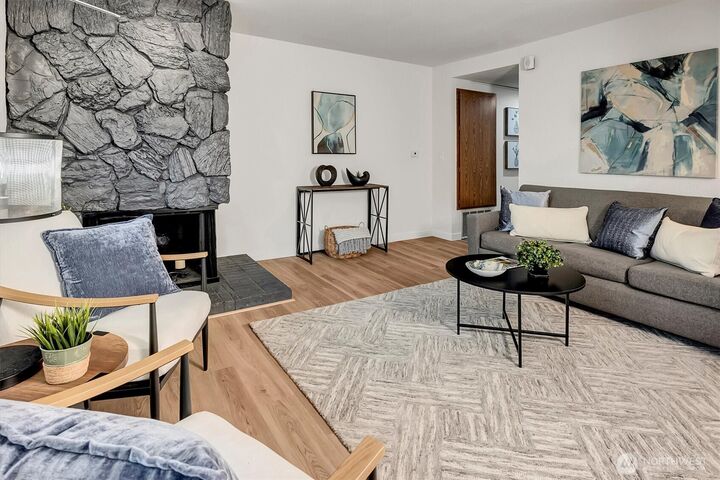 Property Photo: 9517 NE 180th Street B203 WA 98011