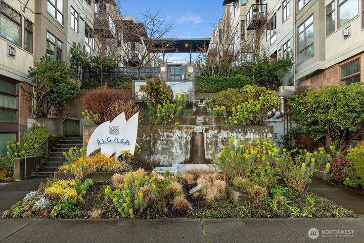 Property Photo:  1760 N Northlake Way 521  WA 98103 