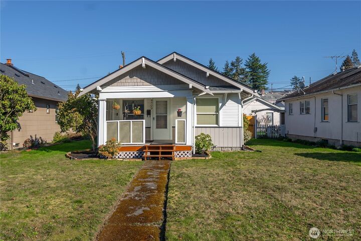 Property Photo: 4509 Pacific Avenue WA 98418