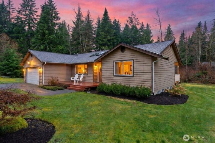 Property Photo:  10409  110th Street NE  WA 98223 