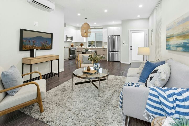 Property Photo:  1142 NW 59th Street B  WA 98107 