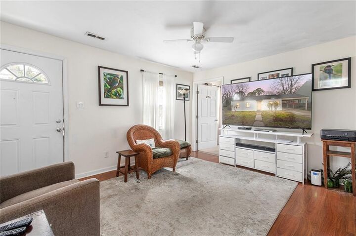 Property Photo: 29 Scotland Rd VA 23663