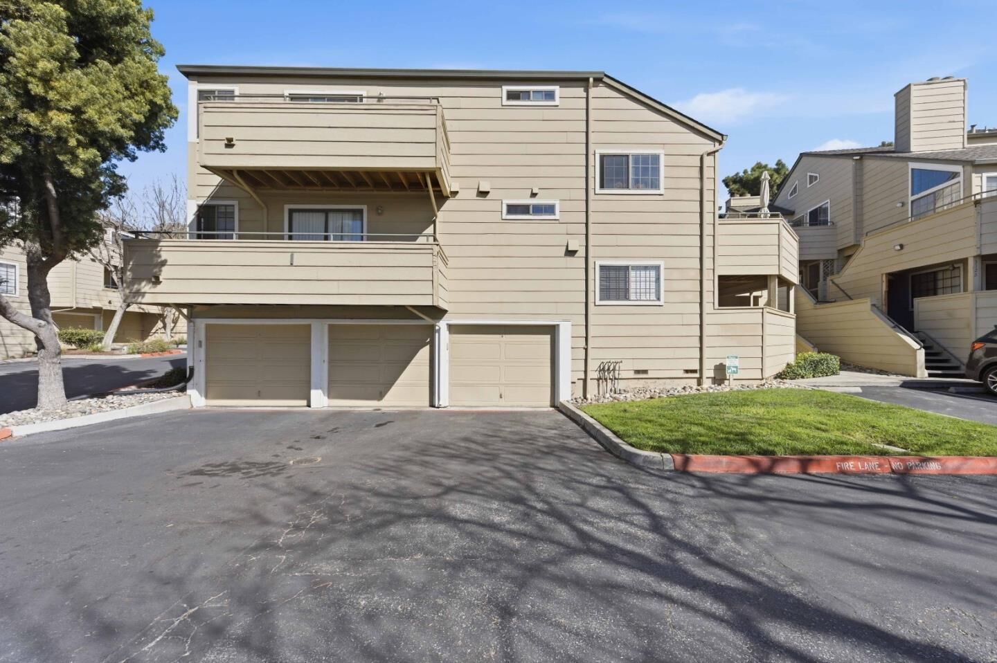 Property Photo: 3115 Heather Ridge Drive CA 95136