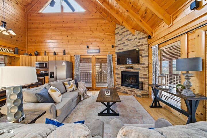 Property Photo:  1959 Cougar Crossing Way  TN 37876 