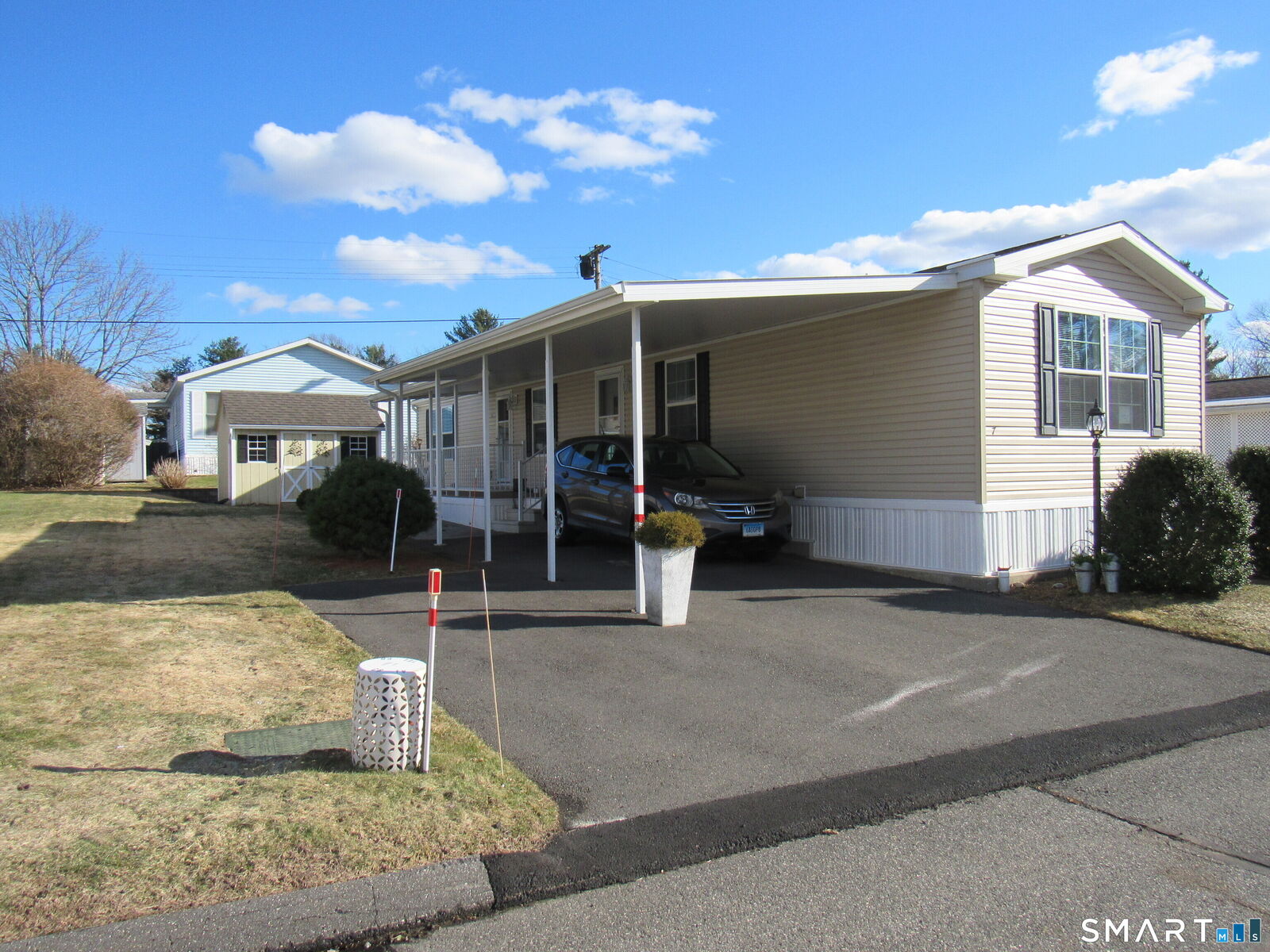 Property Photo:  7 Blueberry Lane  CT 06786 