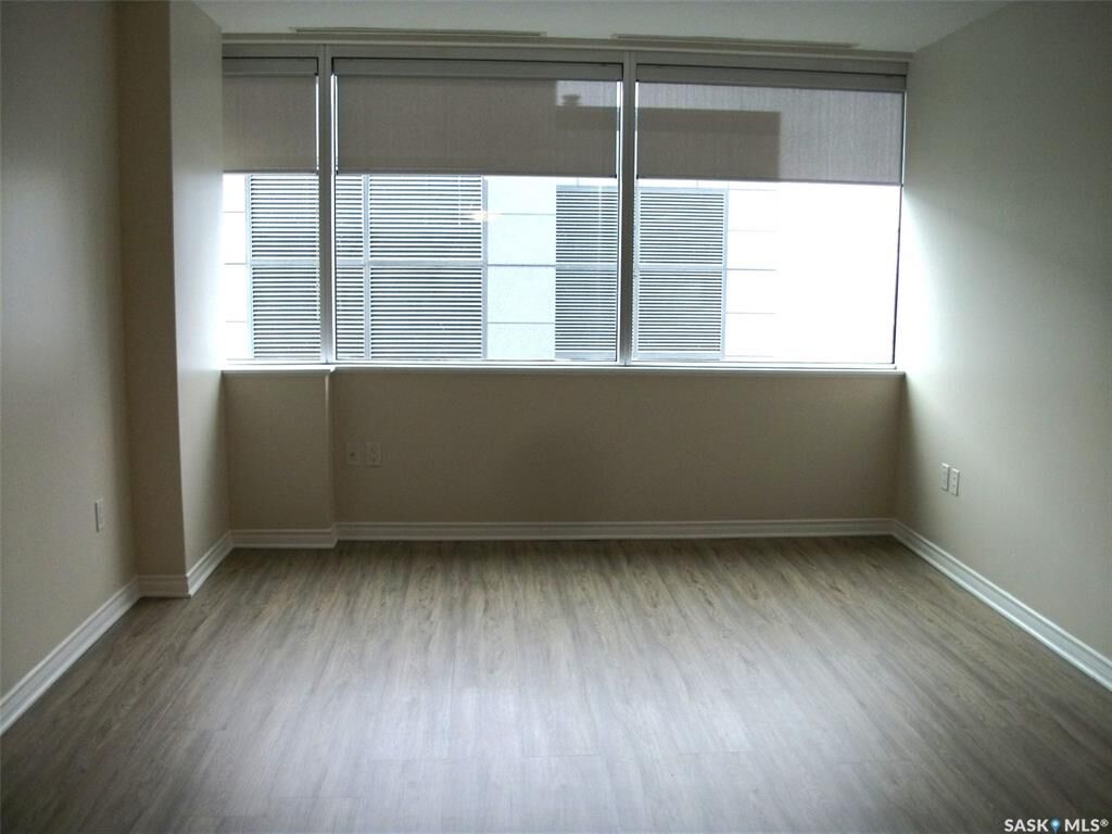 Property Photo: 1914 Hamilton Street 1104 SK S4P 3N6