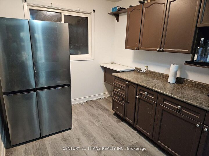 Property Photo:  499 Wilson Road N Main Floor  ON L1G 6E8 