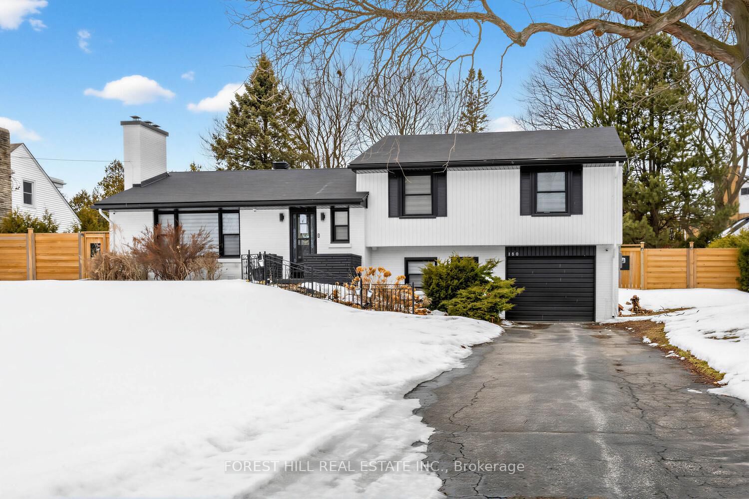 Property Photo: 180 Glenwood Crescent ON L1G 3B1