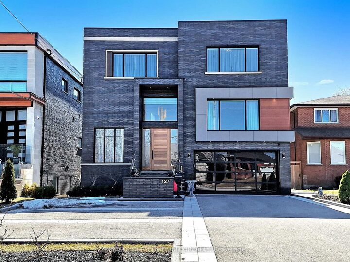Property Photo: 127 Elgin Mills Road W ON L4C 4M1