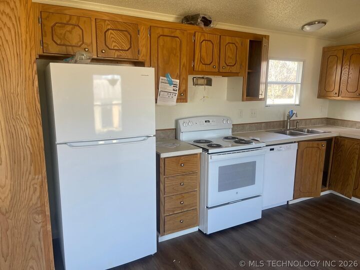 Property Photo:  5051 S 213th  OK 74014 