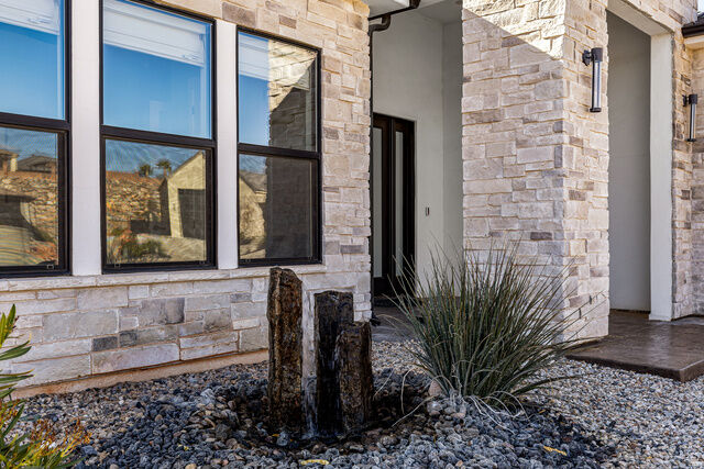 Property Photo:  2013 N Somerset Cir  UT 84780 