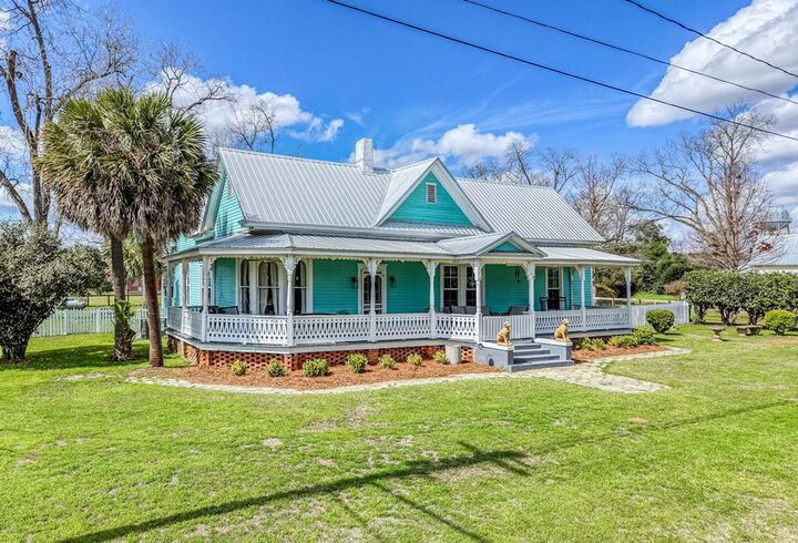Property Photo:  137 College Street NE  GA 39877 