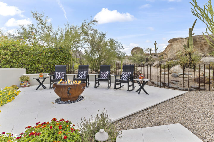 Property Photo:  1018 N Boulder Drive  AZ 85377 