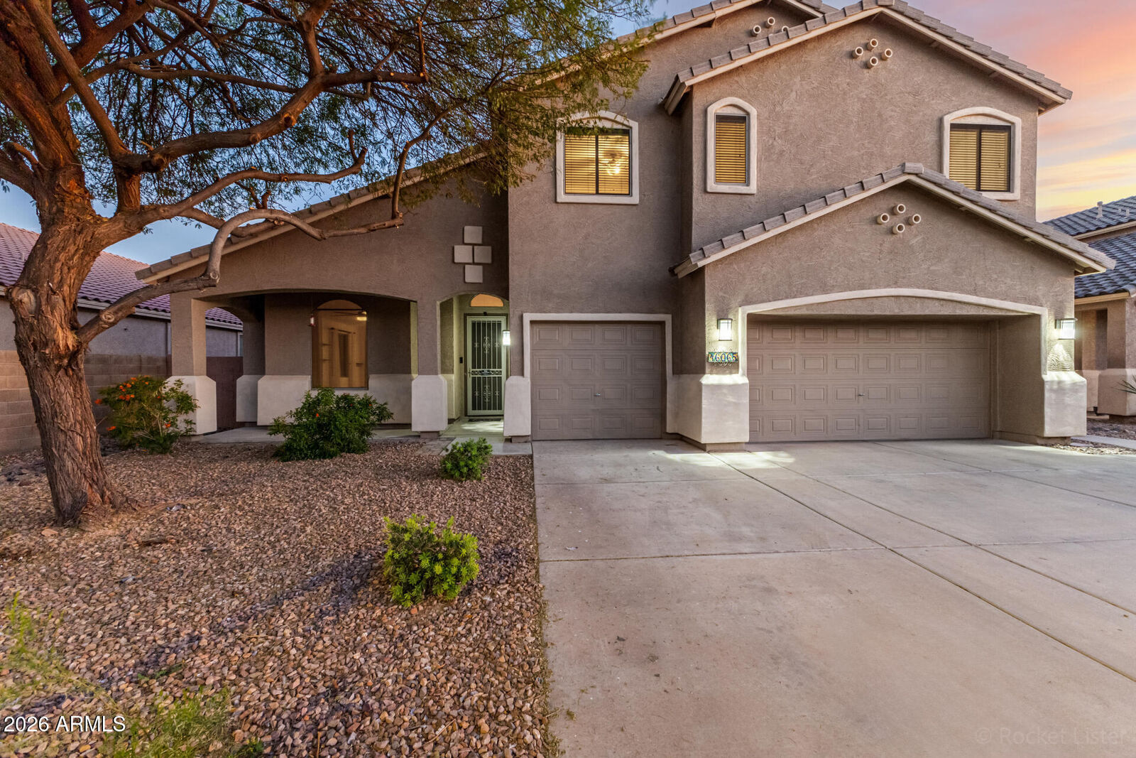 Property Photo:  46065 W Meadows Lane  AZ 85139 