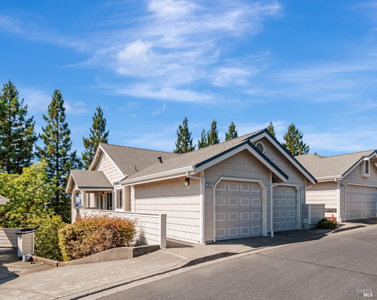 Property Photo:  2016 Stonefield Lane  CA 95403 