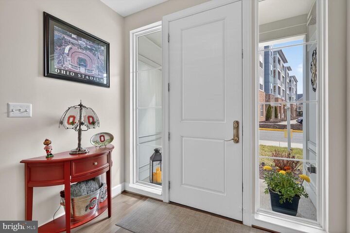 Property Photo: 13890 Clear Lake Circle VA 22191