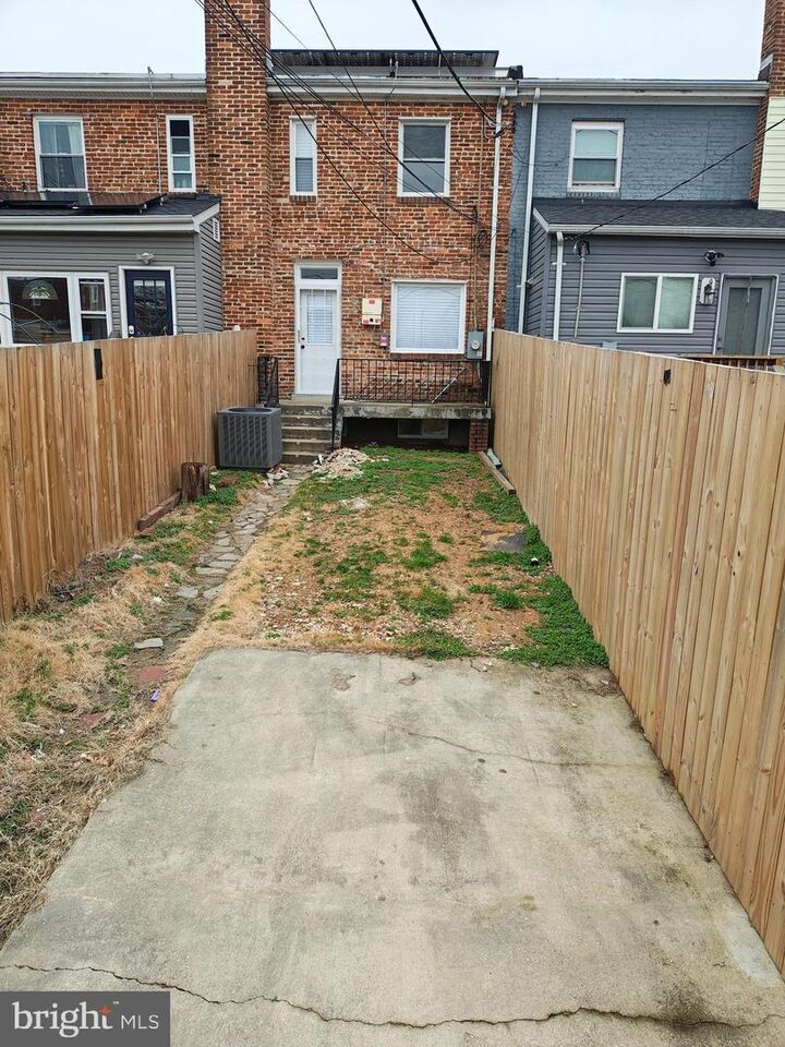 Property Photo: 220 33rd Street NE DC 20019