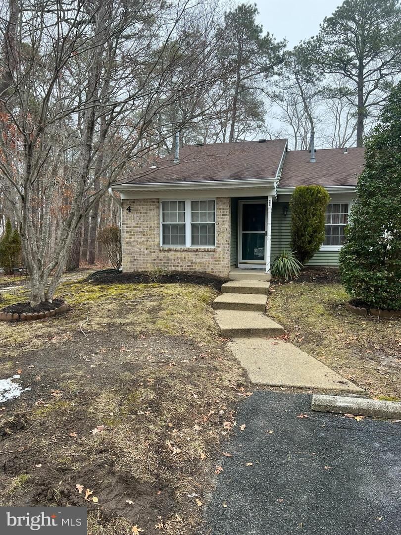 Property Photo:  22 Club Place  NJ 08205 