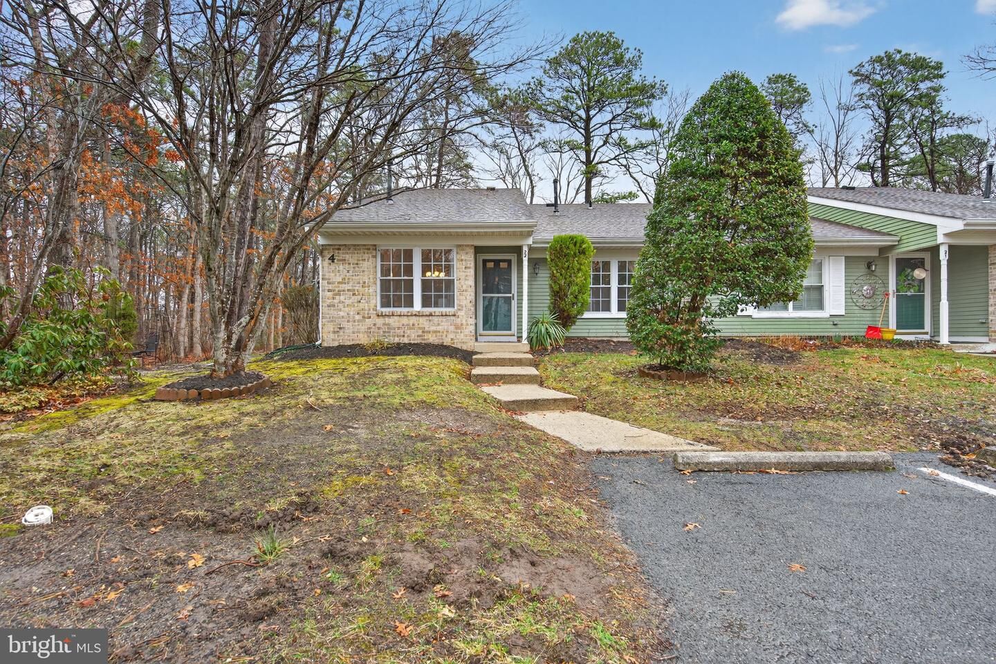 Property Photo:  22 Club Place  NJ 08205 