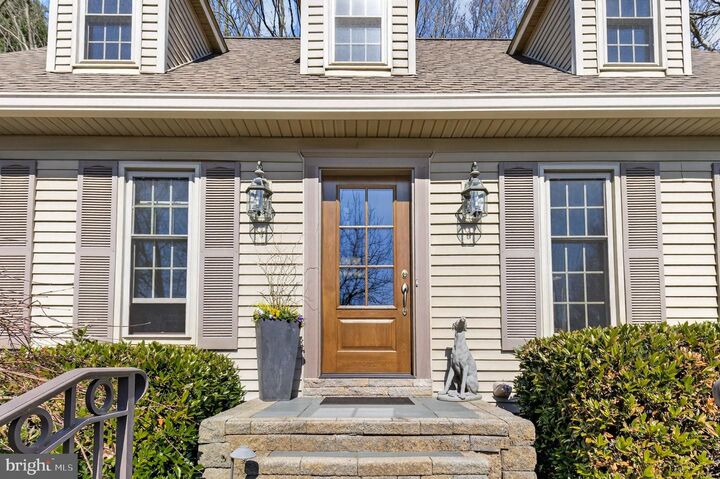 Property Photo:  2523 Nolt Road  PA 17601 