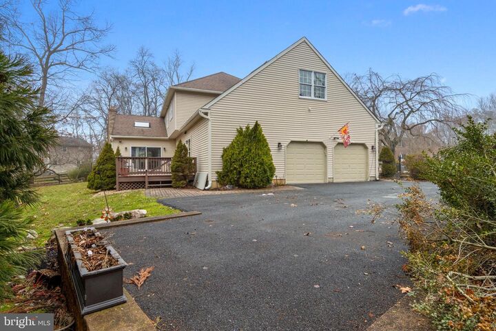 Property Photo:  7 Emma Drive  DE 19810 