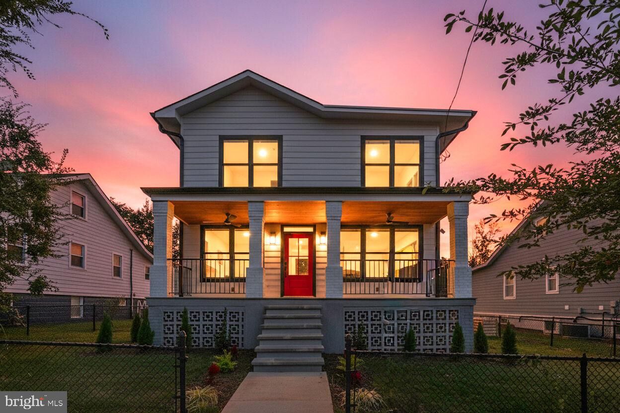 Property Photo:  2118 Rand Place NE  DC 20002 