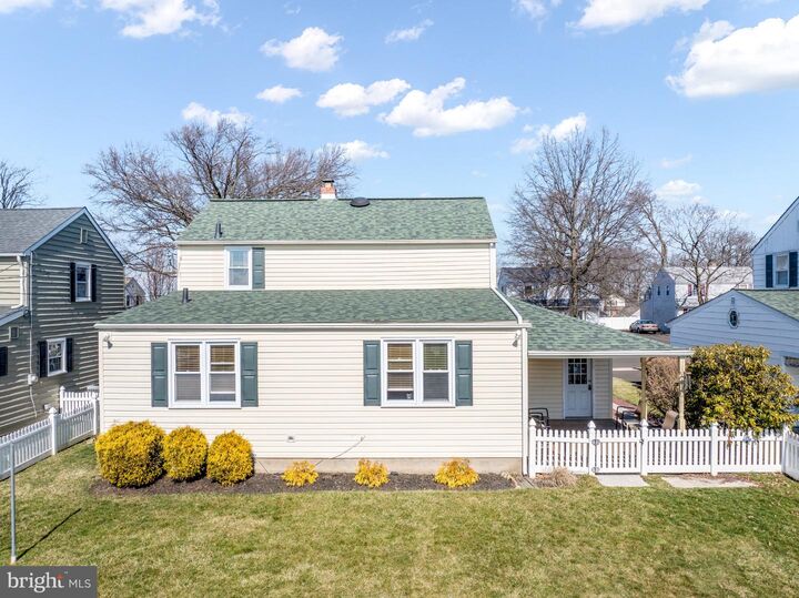 Property Photo:  308 Forest Avenue  PA 19090 