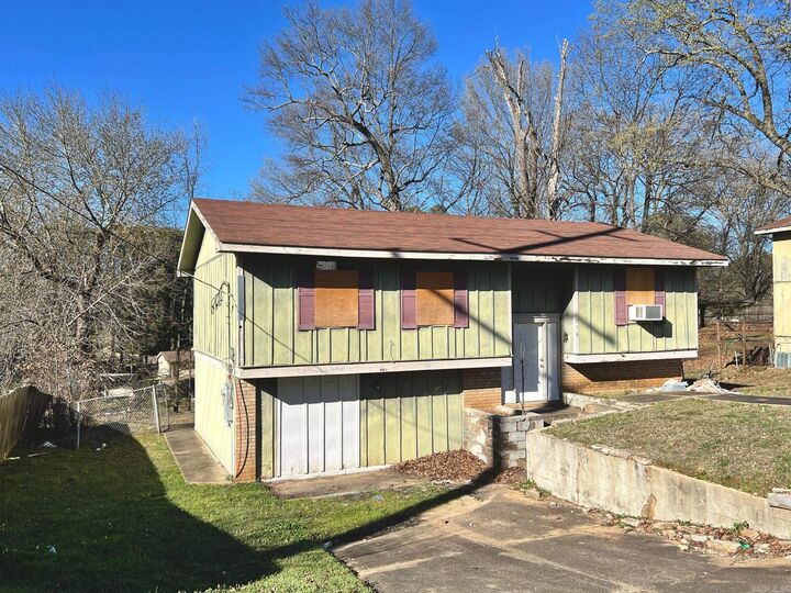 Property Photo:  2006 W Nettleton Avenue  AR 72401 