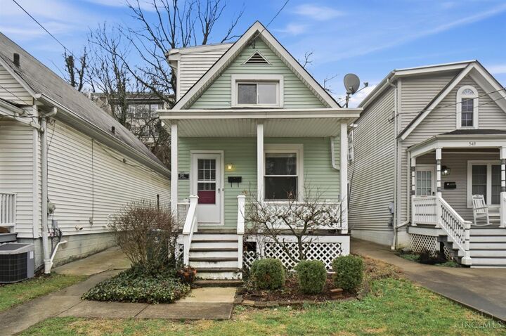 Property Photo: 550 Delta Avenue OH 45226