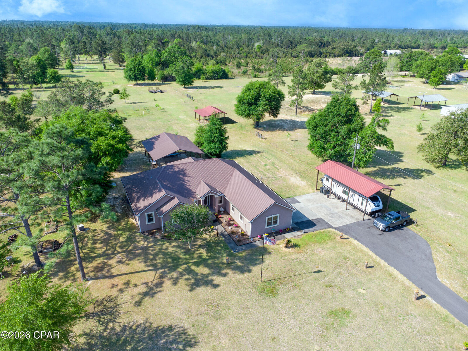 Property Photo: 11908 Owenwood Road FL 32438