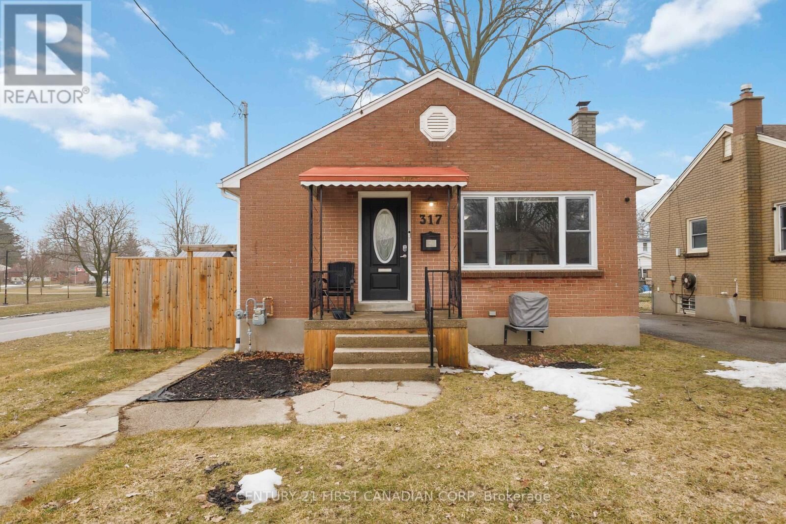 Photo de la propriété:  317 Manitoba Street  ON N5W 4W2 