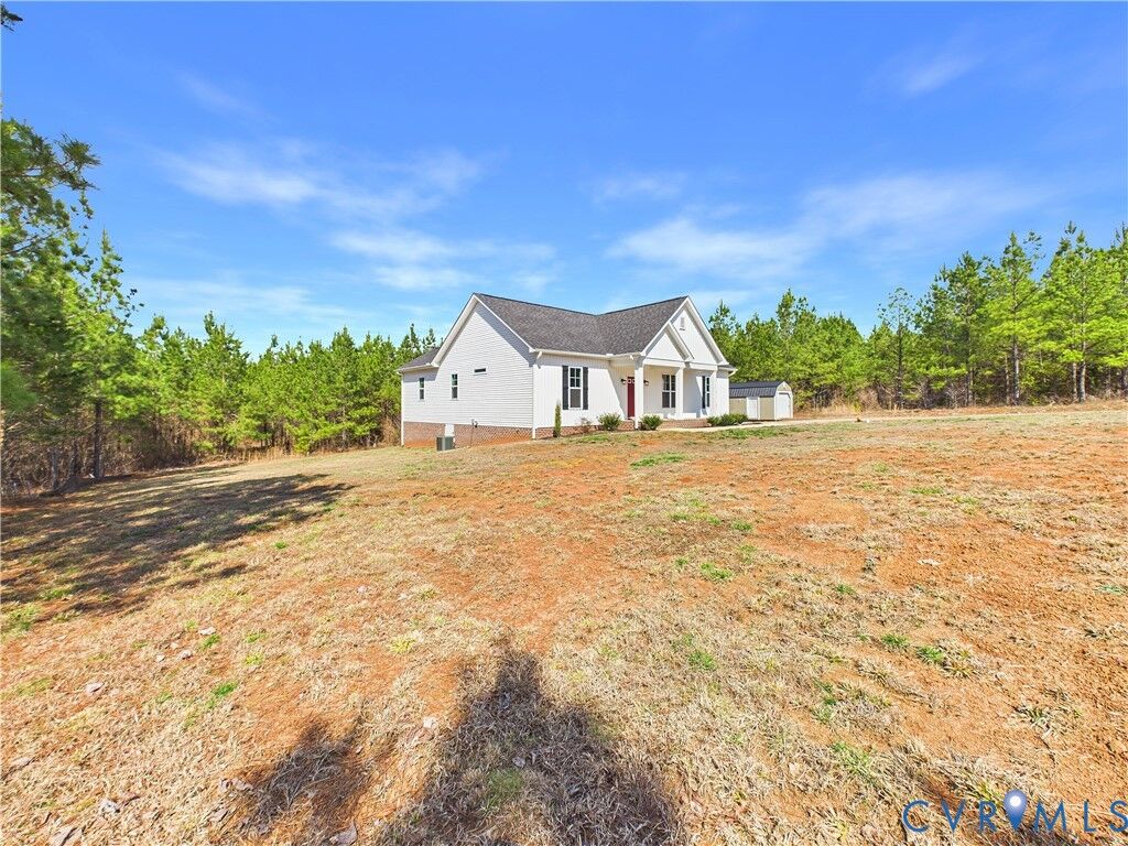 Property Photo: 6795 Darlington Heights Road VA 23901