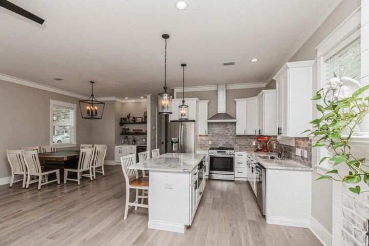 Property Photo: 15 Beacon Point Drive FL 32459