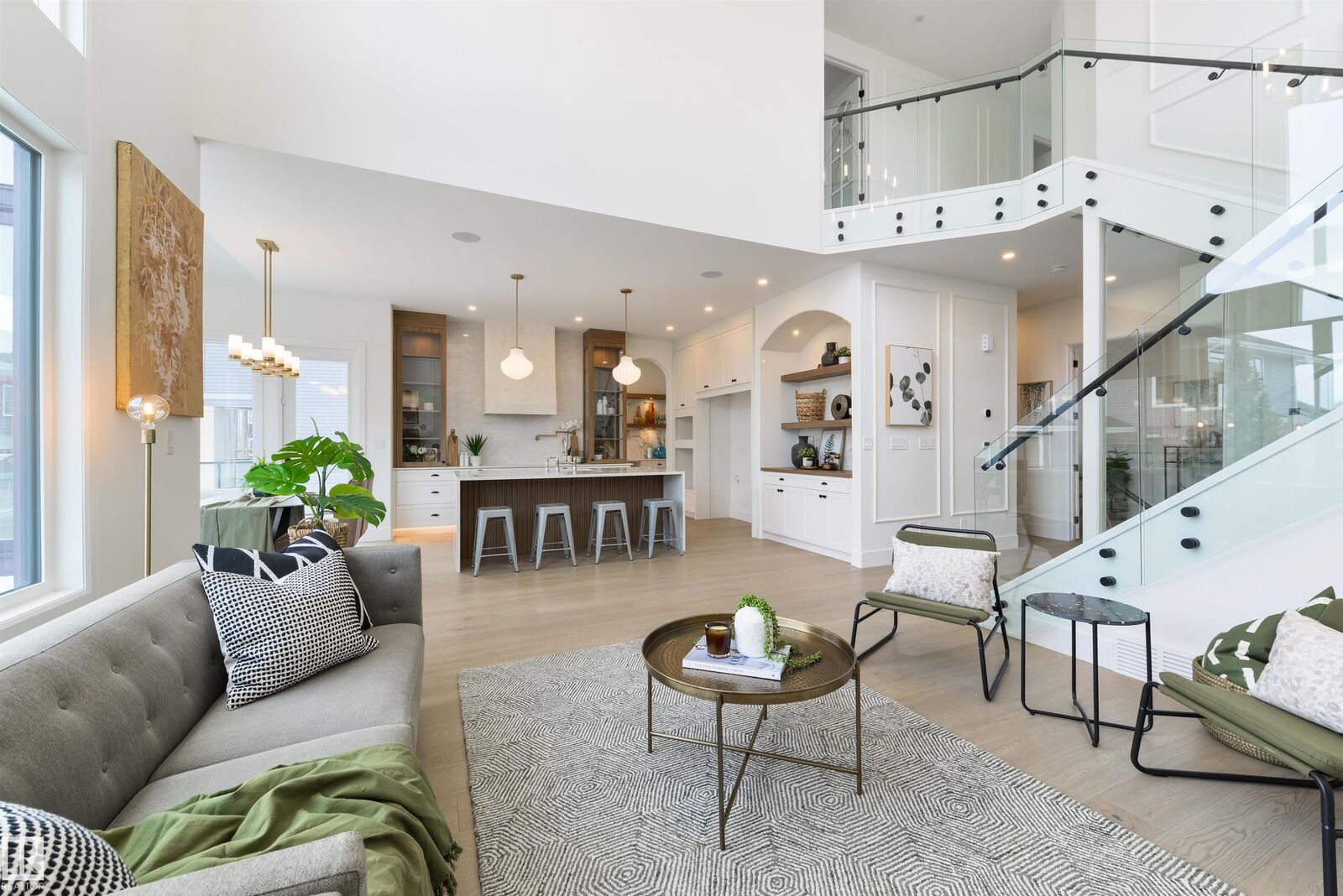 Property Photo:  4116 Ginsburg Place NW  AB T5T 4V1 